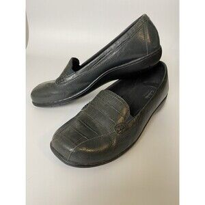 Clarks 9.5 w Women’s Comfort Leather Loafers Slip On Shoes, Gray, Croc Pattern
